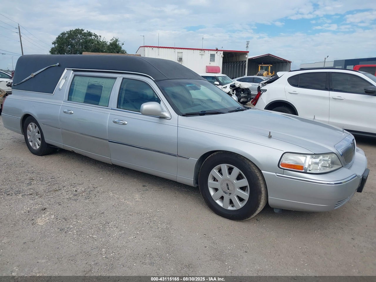 2006 LINCOLN TOWN CAR EXECUTIVE