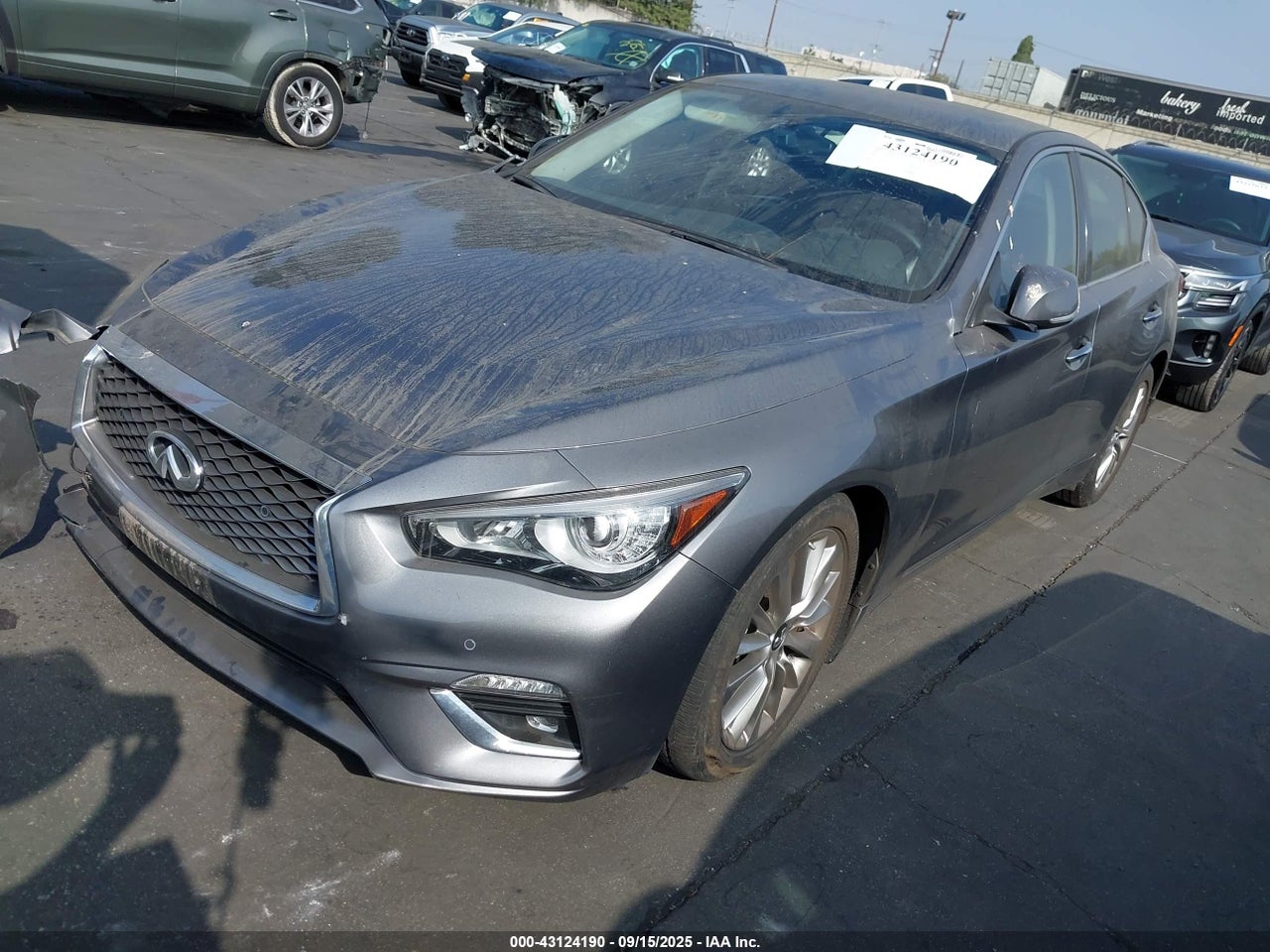 2022 INFINITI Q50 LUXE · 2/10