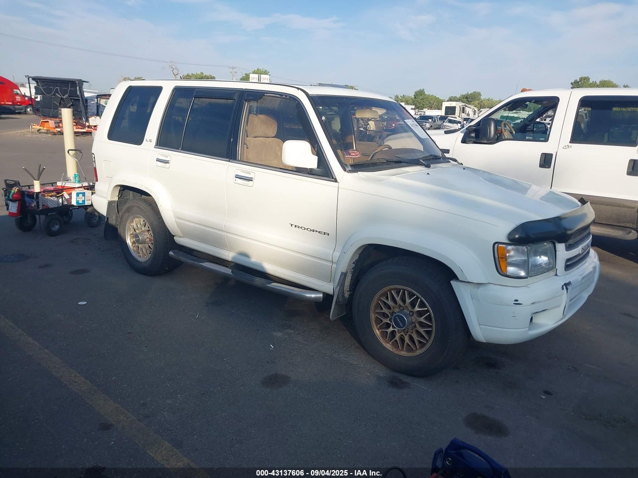 JACDJ58X0Y7****** · 2000 ISUZU TROOPER LIMITED/LS/S