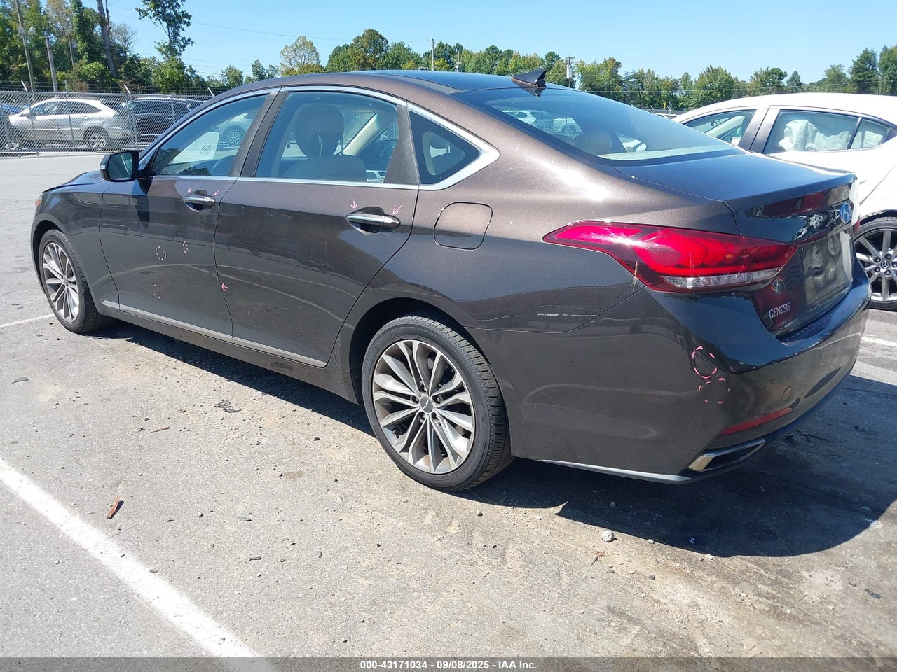 2015 HYUNDAI GENESIS 3.8 · 3/11