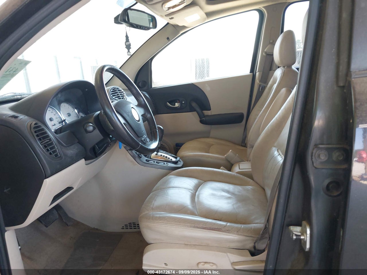 2005 SATURN VUE V6 · 5/11