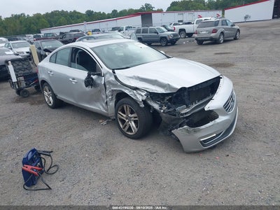2015 VOLVO S60 T5 PREMIER