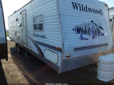 4X4TWDF216J****** · 2006 FOREST RIVER WILDWOOD