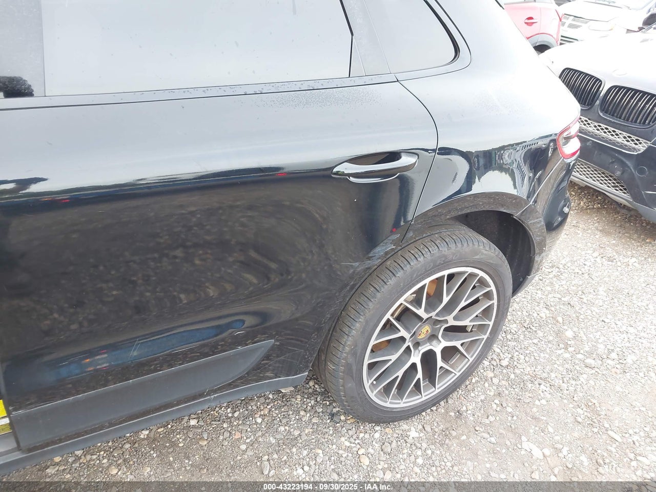 2017 PORSCHE MACAN S · 6/11