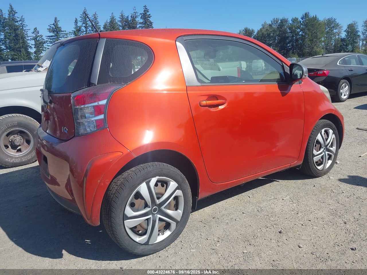 2013 SCION IQ · 4/11