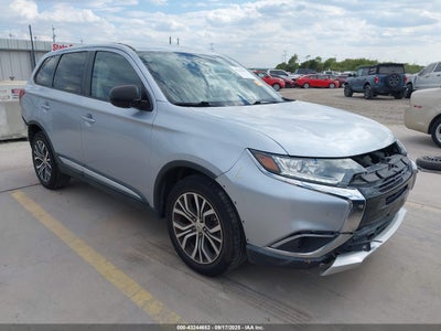 2017 MITSUBISHI OUTLANDER ES