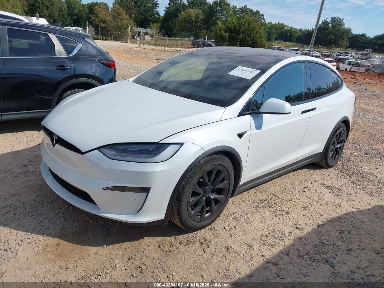 2022 TESLA MODEL X   · 2/11