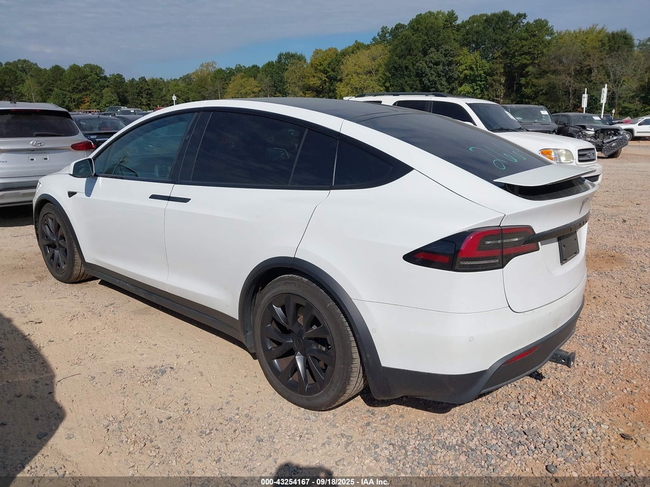 2022 TESLA MODEL X   · 3/11