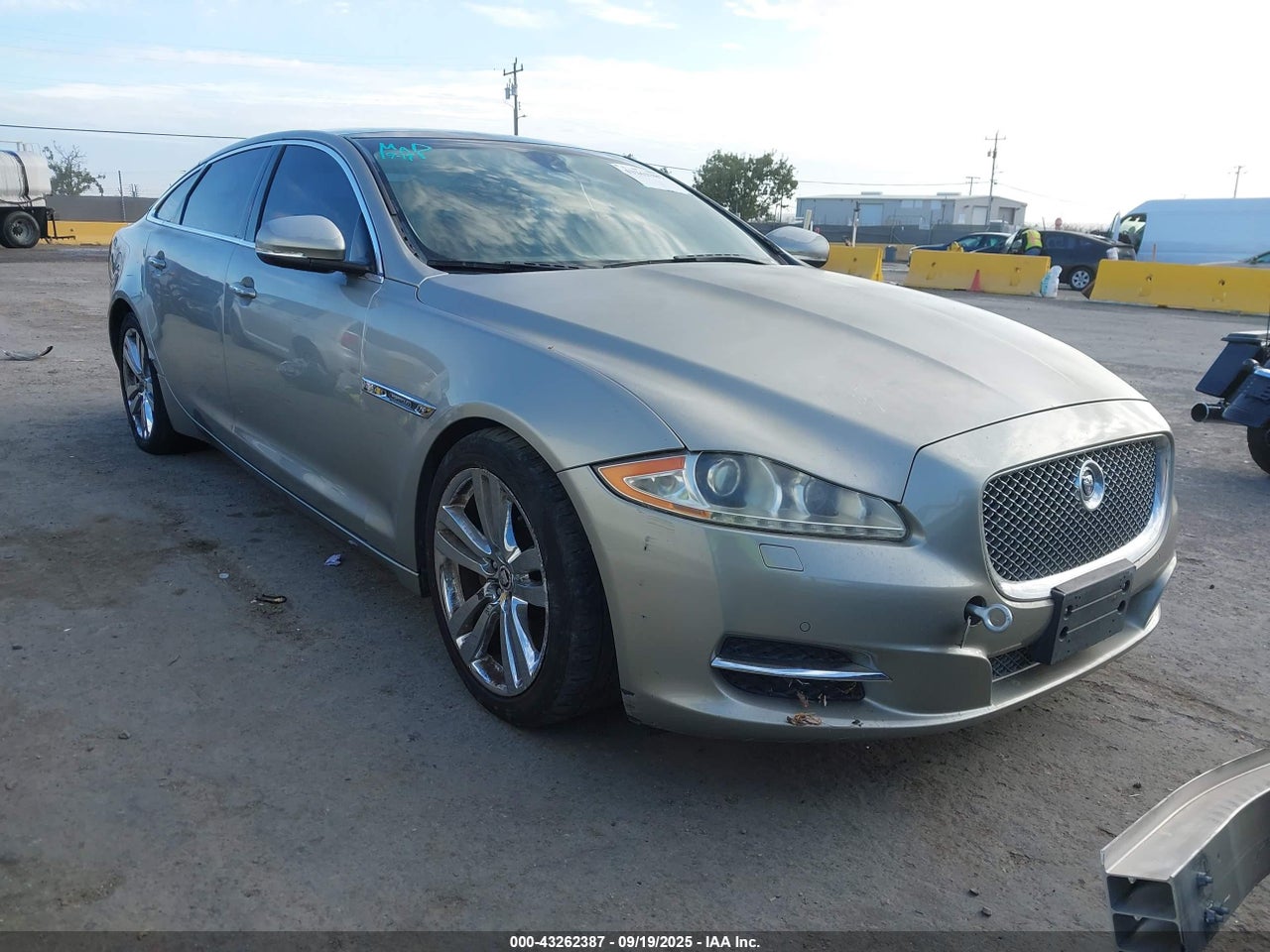 2012 JAGUAR XJ XJL PORTFOLIO