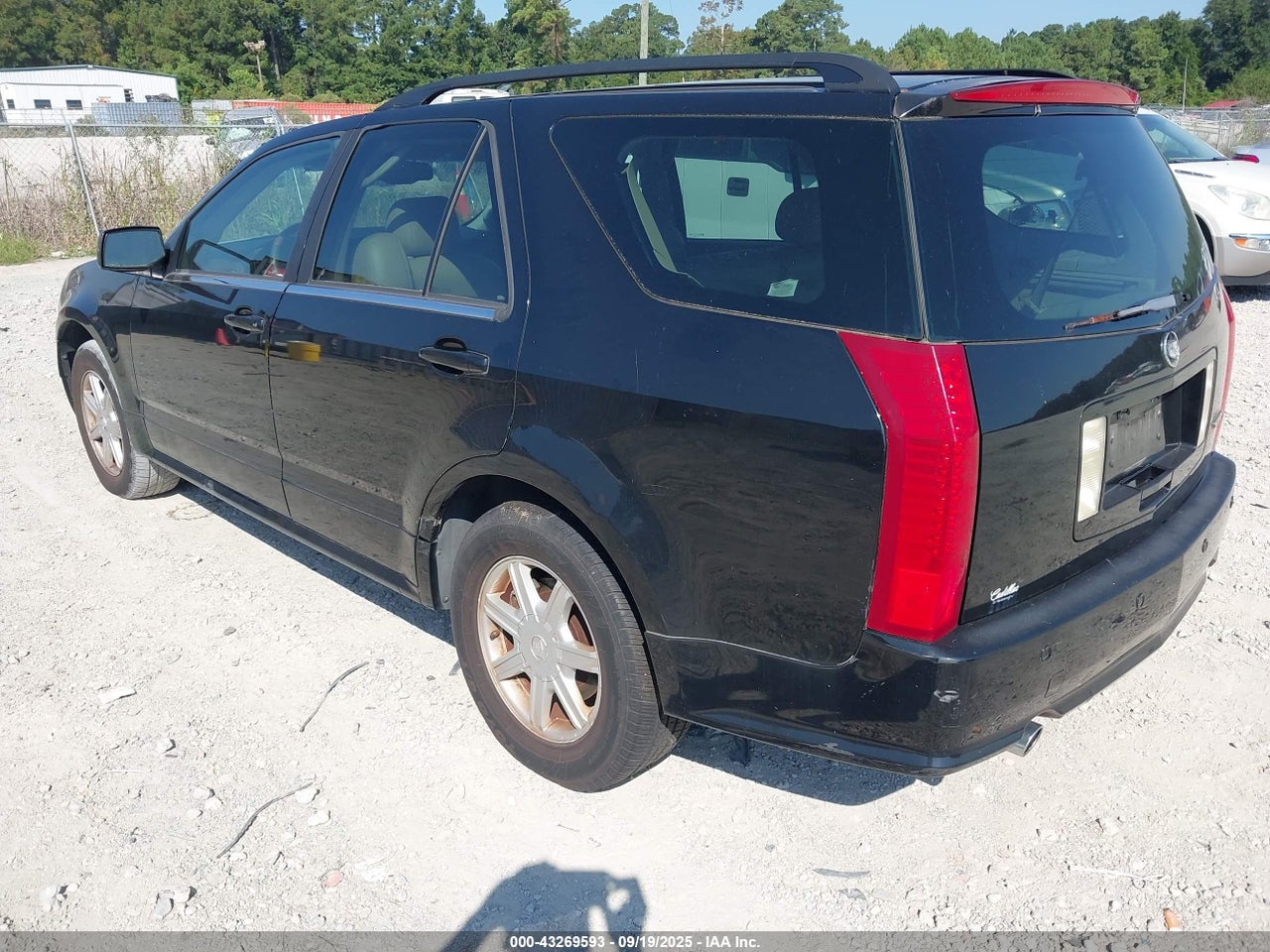 2004 CADILLAC SRX STANDARD · 3/11