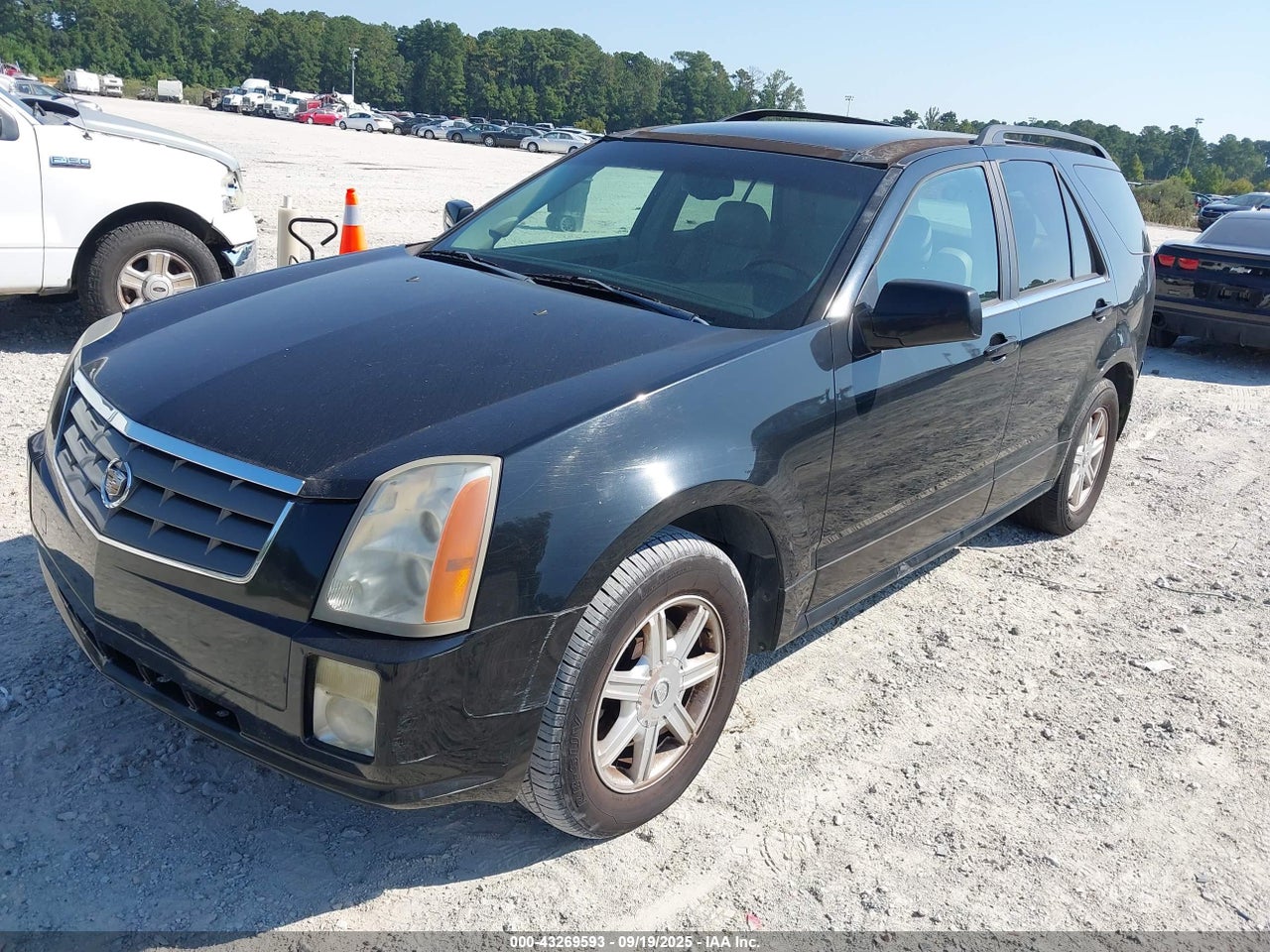 2004 CADILLAC SRX STANDARD · 2/11