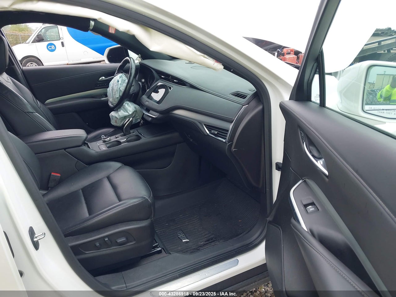 2021 CADILLAC XT4 FWD PREMIUM LUXURY · 5/11