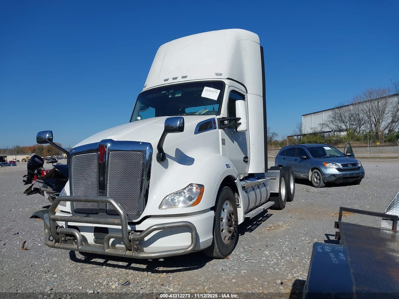 2020 KENWORTH T680 · 2/4