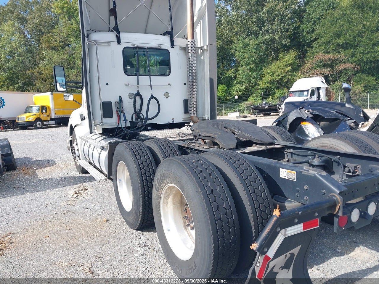 2020 KENWORTH T680 · 3/4