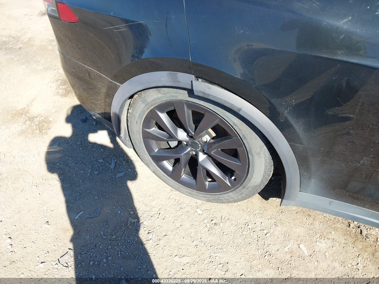 2017 TESLA MODEL X · 6/11
