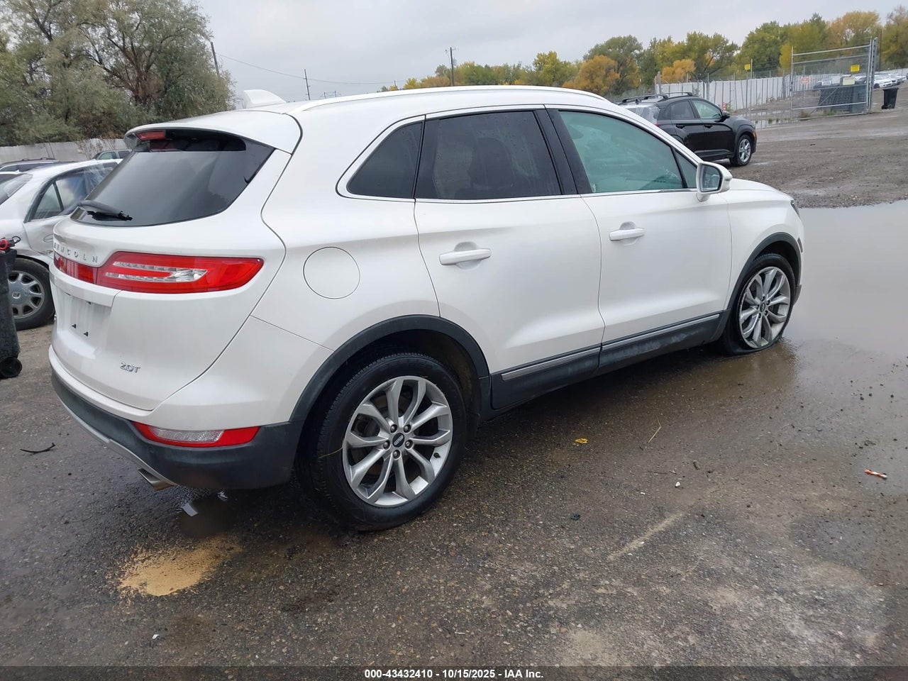 2018 LINCOLN MKC SELECT · 4/11