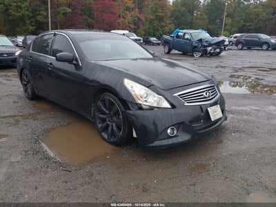 2013 INFINITI G37 JOURNEY