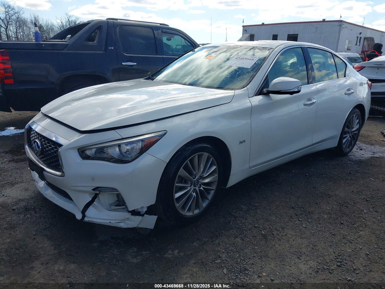 2018 INFINITI Q50 3.0T LUXE · 2/11