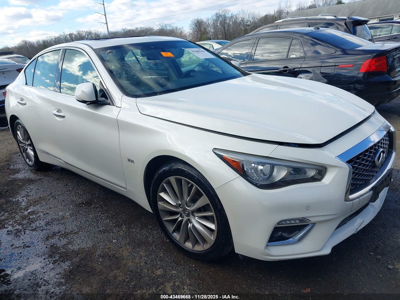 JN1EV7ARXJM****** · 2018 INFINITI Q50 3.0T LUXE