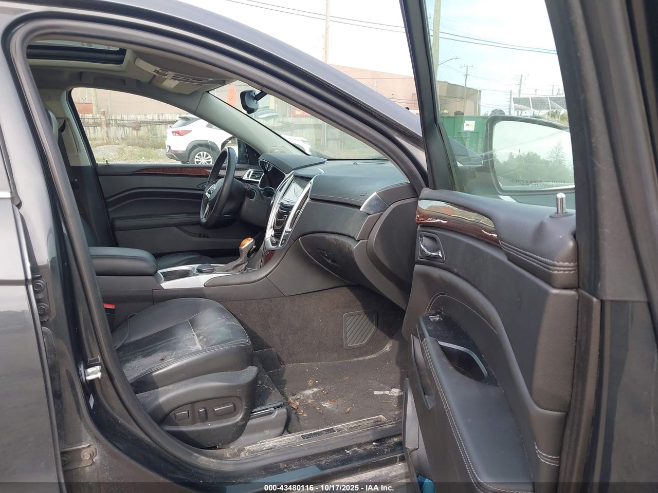 2016 CADILLAC SRX LUXURY COLLECTION · 5/11