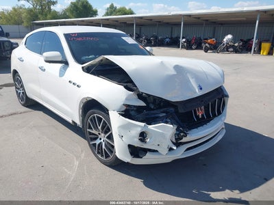 ZN661XUA2KX****** · 2019 MASERATI LEVANTE