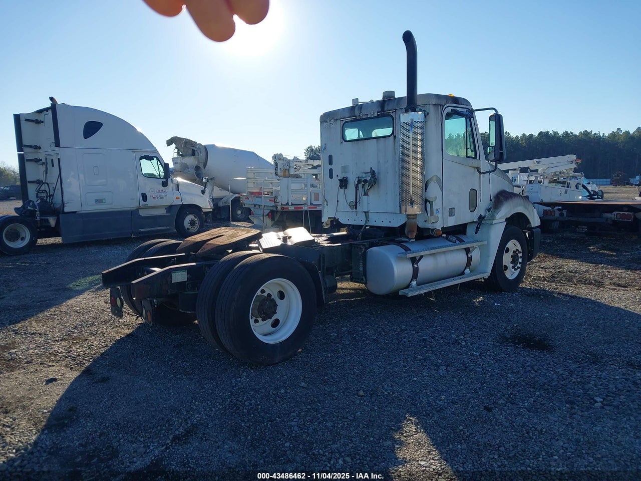 2007 FREIGHTLINER CONVENTIONAL COLUMBIA · 4/4