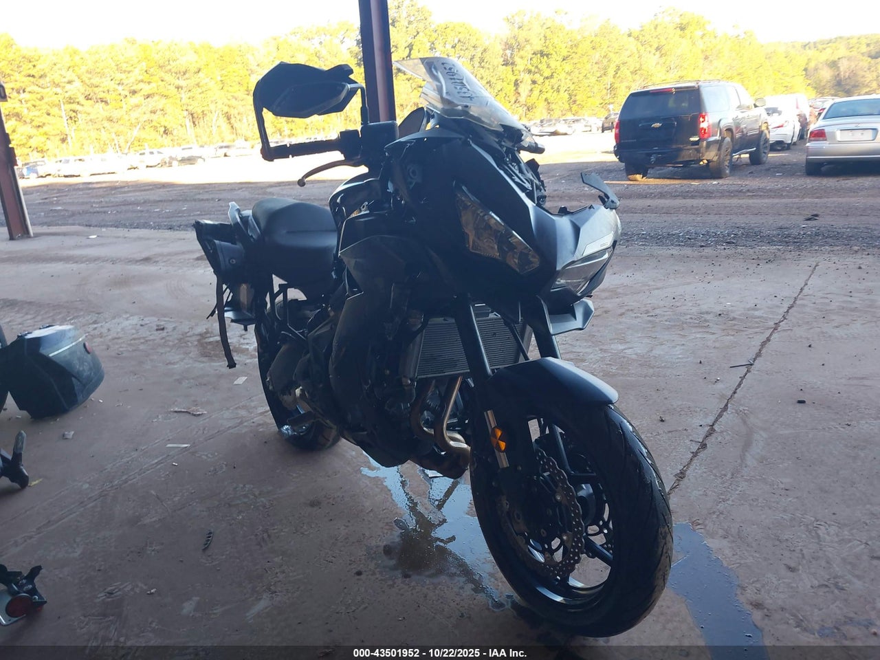 ML5LEEH18PD****** · 2023 KAWASAKI KLE650 F