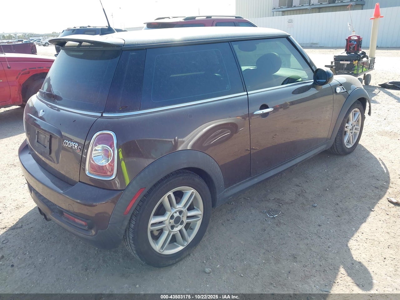 2012 MINI COOPER S · 4/11