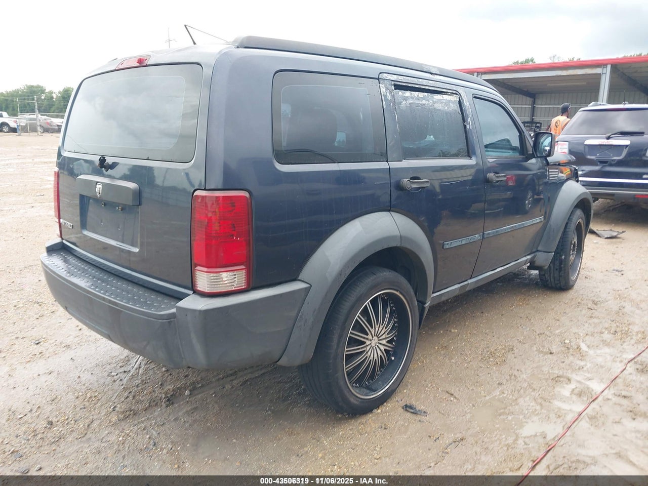 1D8GT28KX8W****** · 2008 DODGE NITRO SXT · 4/11