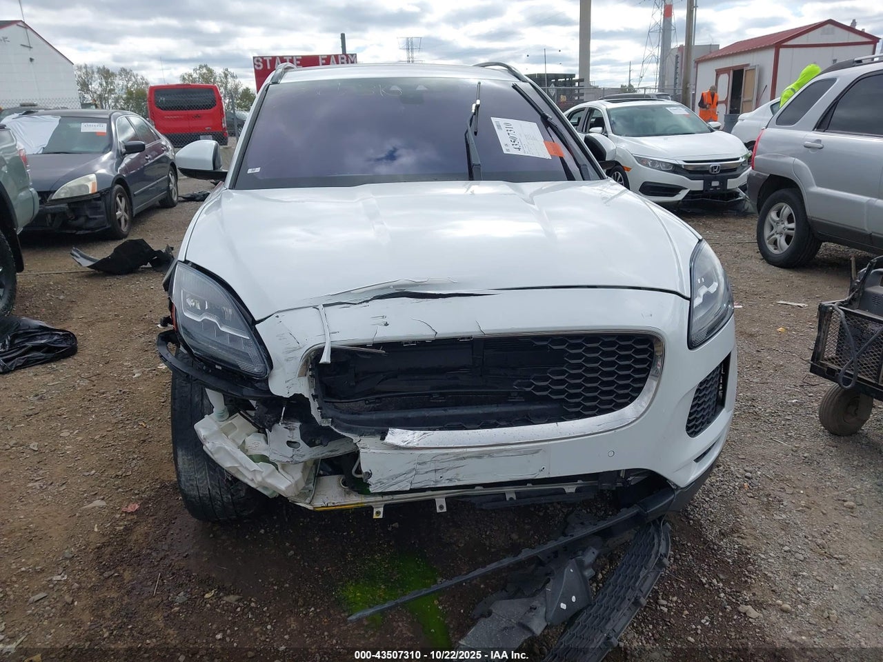 2018 JAGUAR E-PACE R-DYNAMIC S/S · 6/11