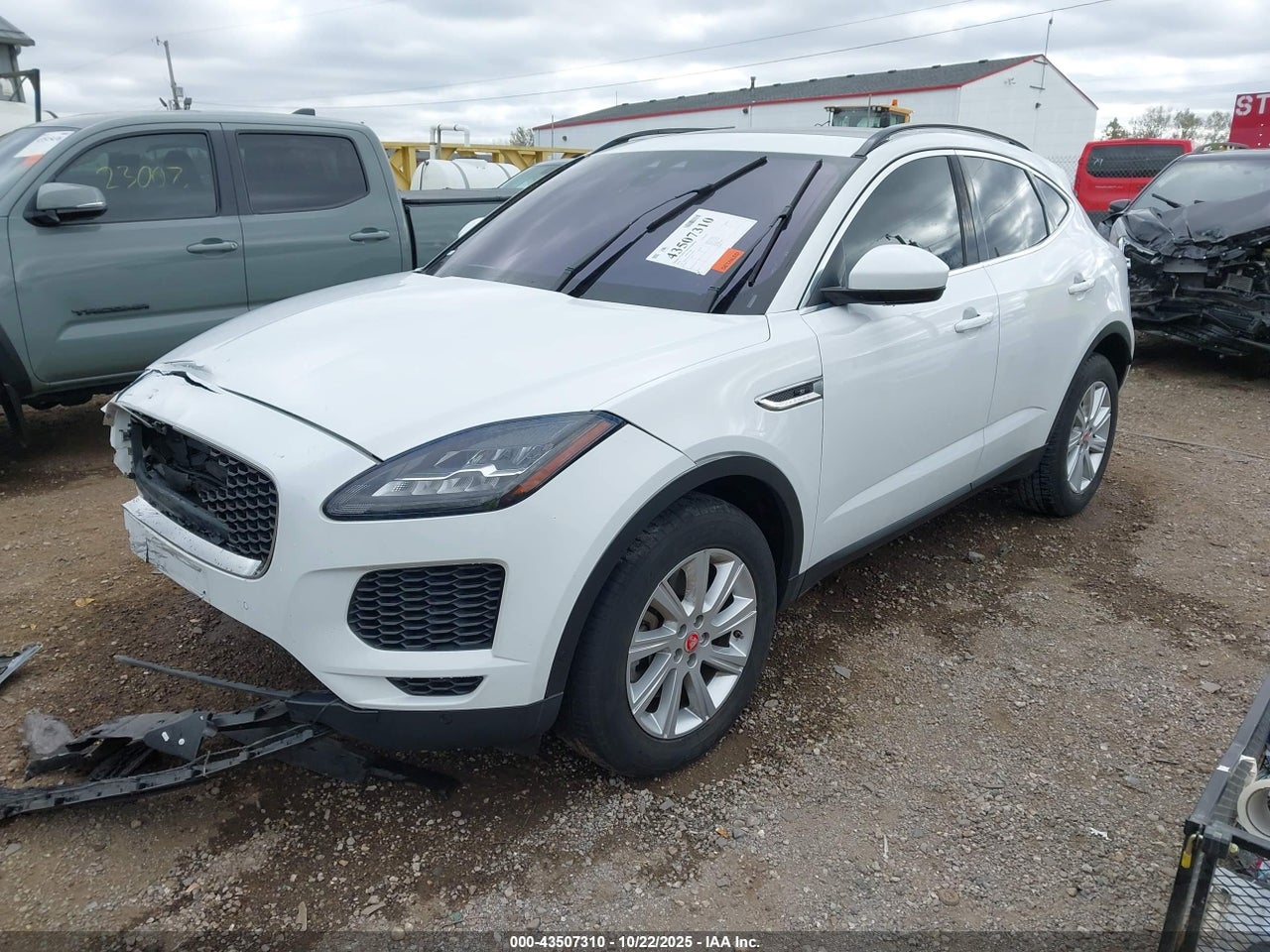 2018 JAGUAR E-PACE R-DYNAMIC S/S · 2/11