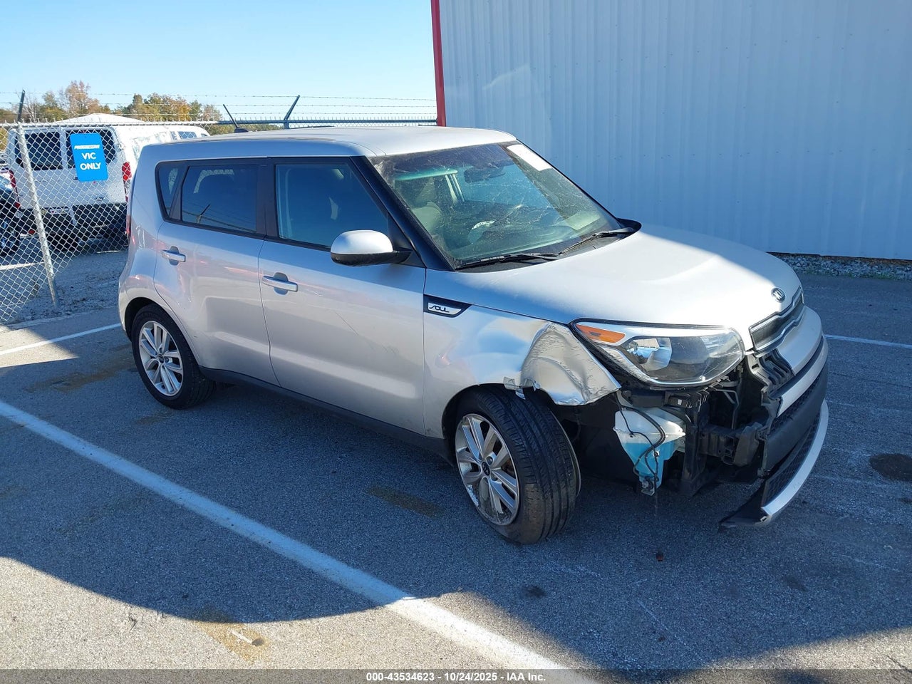 KNDJP3A51H7****** · 2017 KIA SOUL +