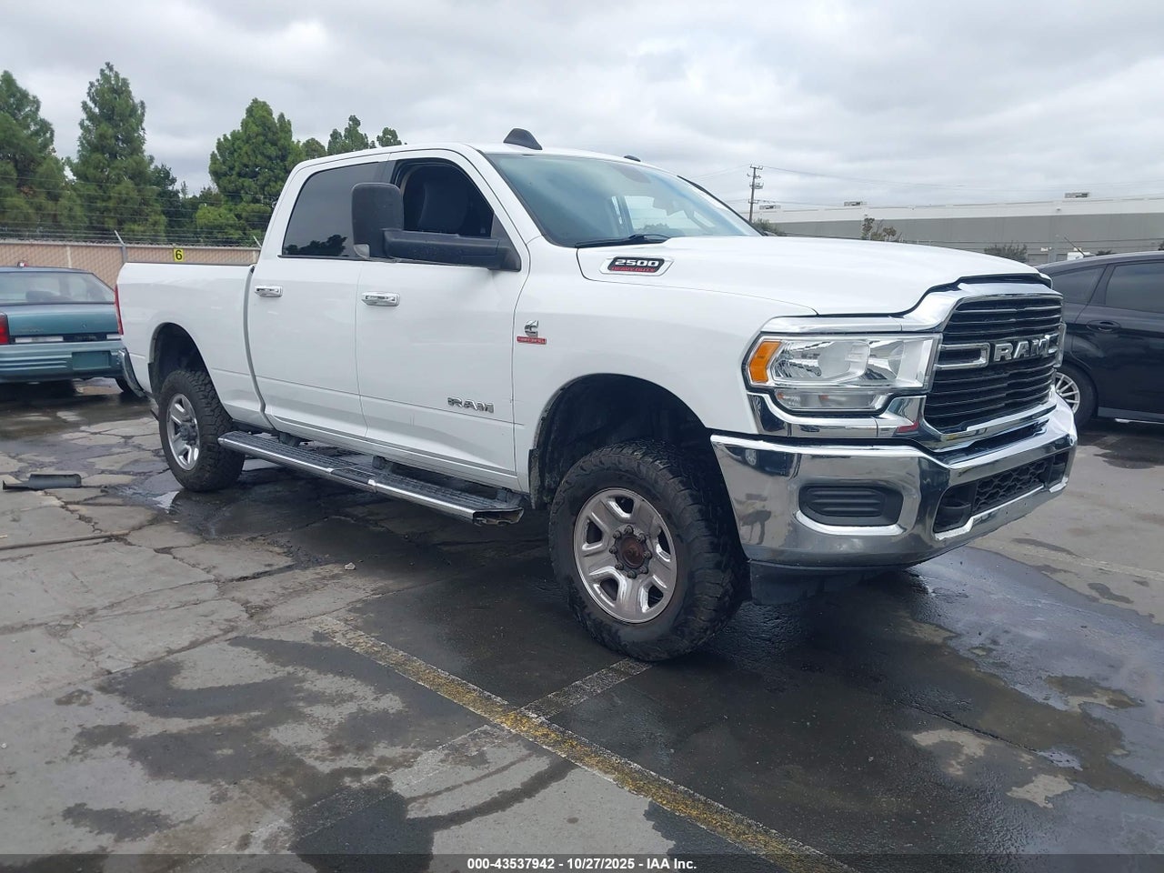 3C6UR5DL1KG****** · 2019 RAM 2500 BIG HORN  4X4 6'4 BOX