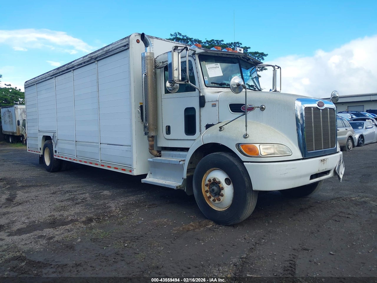 2014 PETERBILT 337