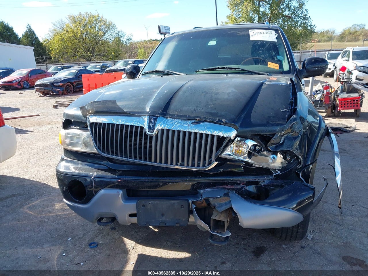 2001 LINCOLN NAVIGATOR · 6/11