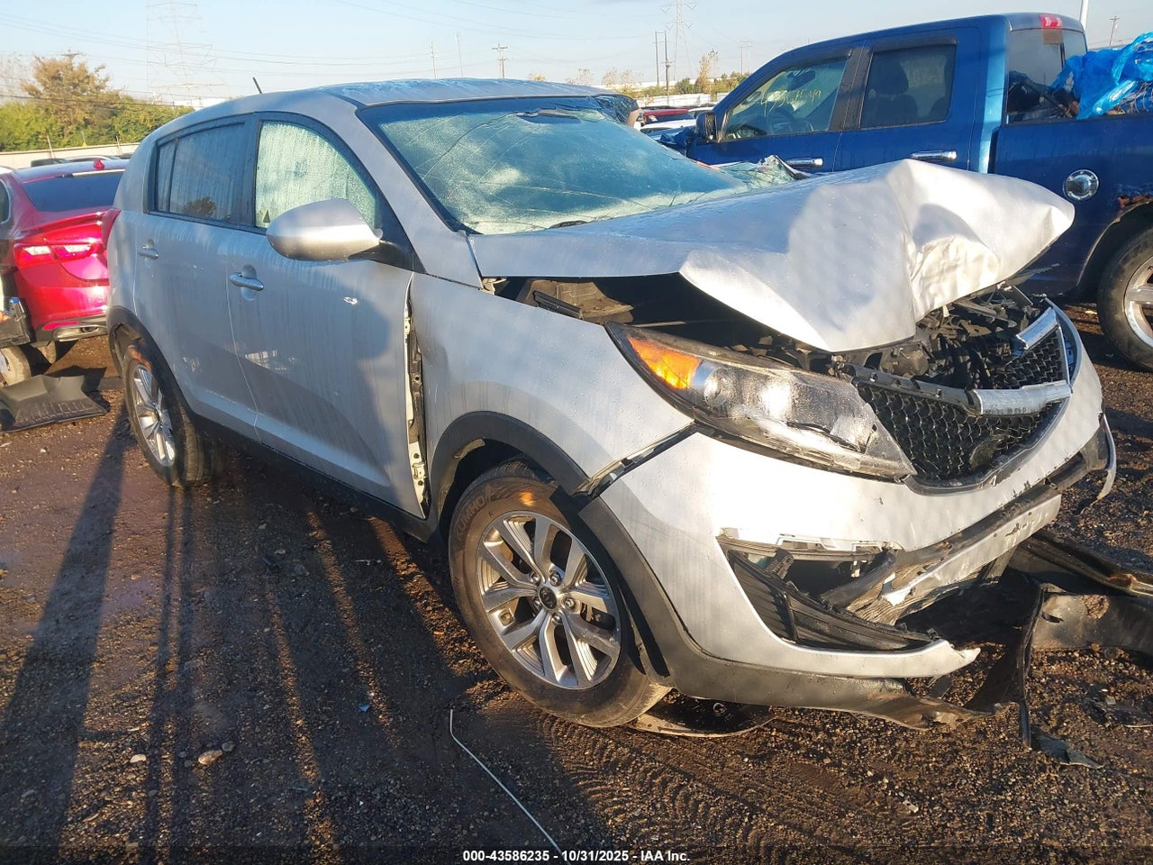 KNDPB3AC0G7****** · 2016 KIA SPORTAGE LX