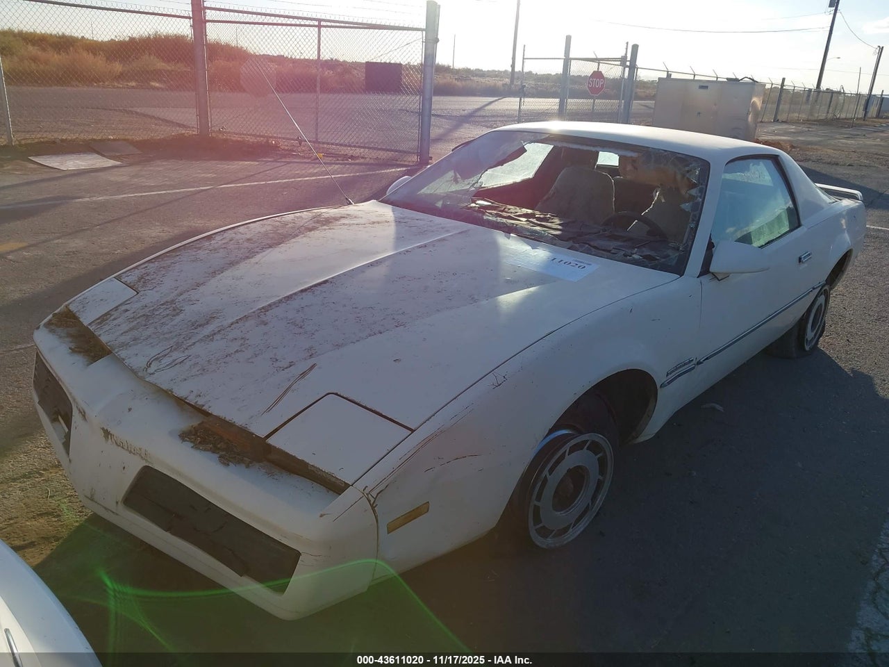 1984 PONTIAC FIREBIRD · 2/10