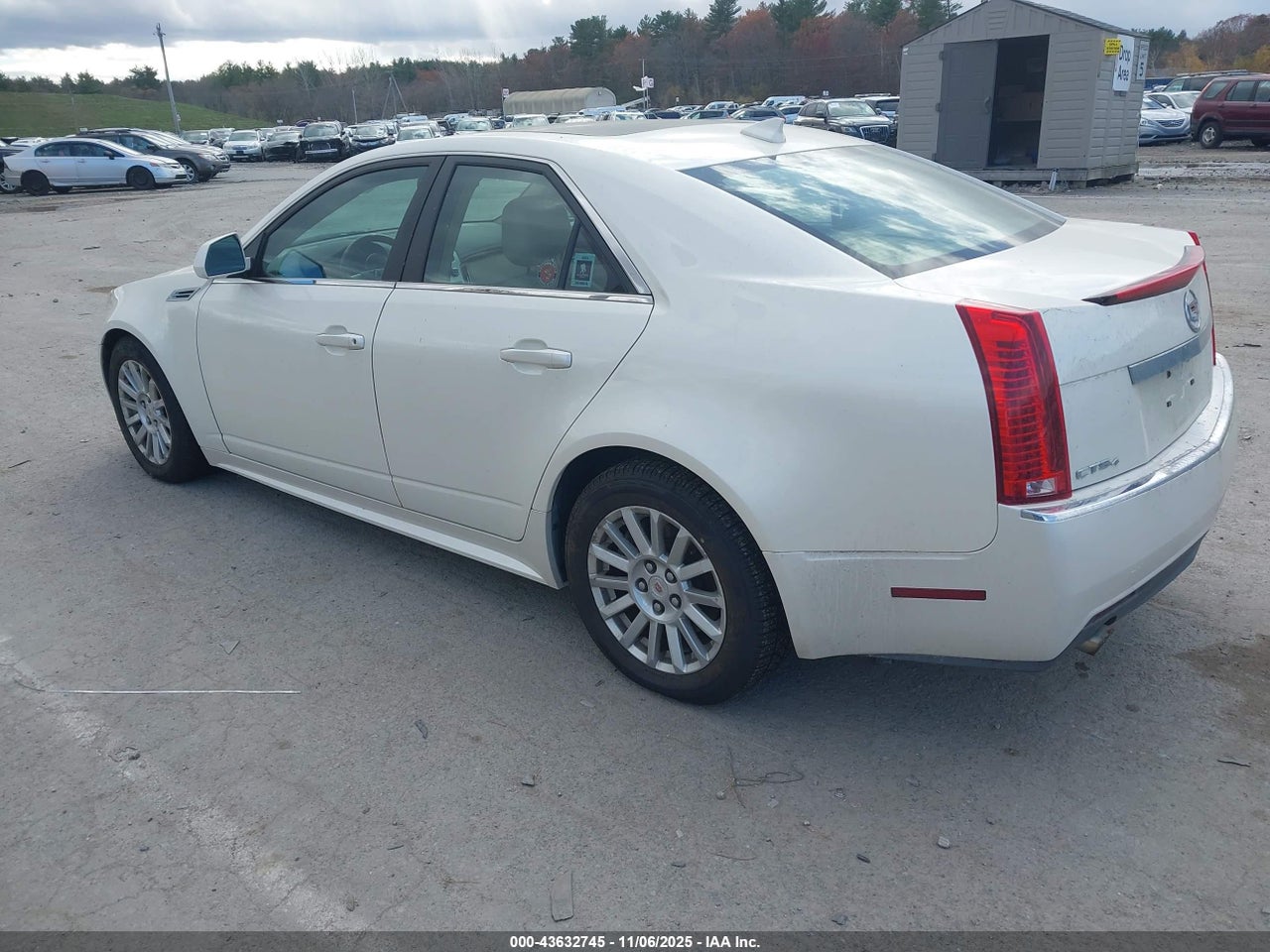 2010 CADILLAC CTS LUXURY COLLECTION · 3/11