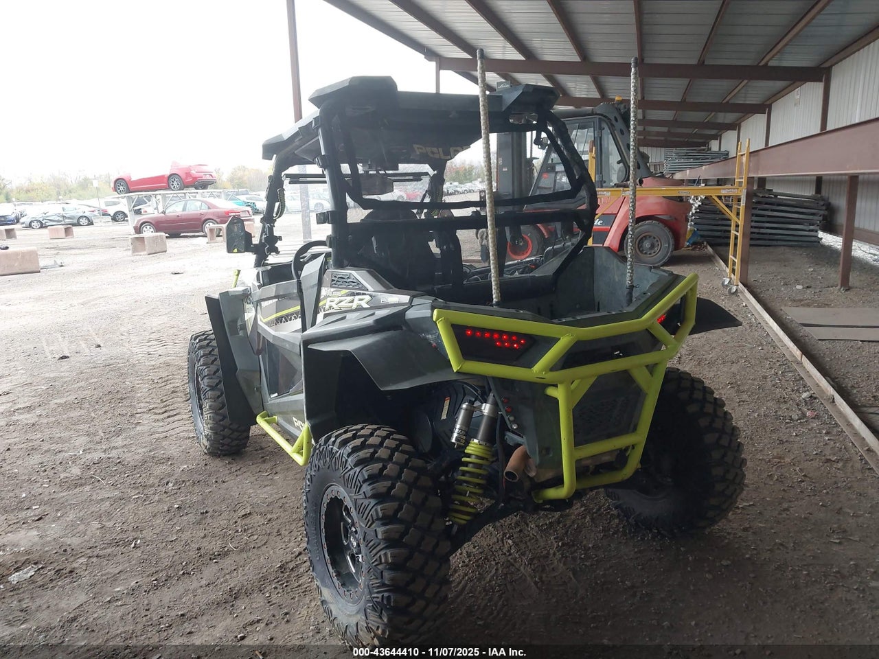 2017 POLARIS RZR S 900 EPS · 2/11