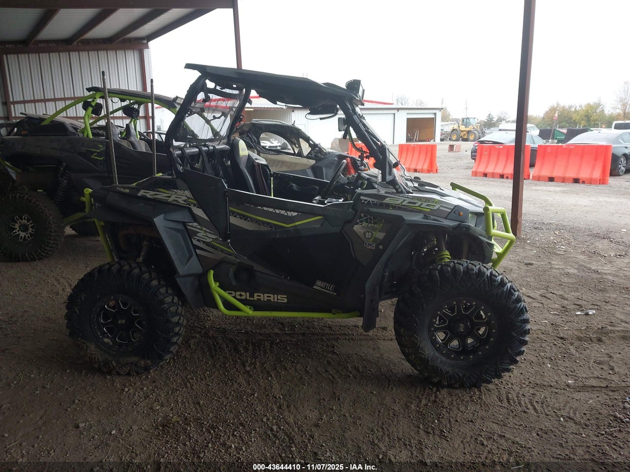 2017 POLARIS RZR S 900 EPS · 4/11