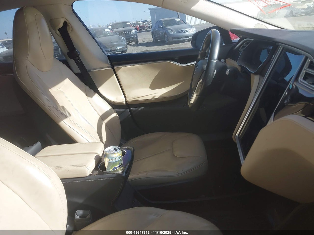 2015 TESLA MODEL S   · 5/11