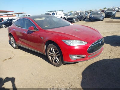2015 TESLA MODEL S