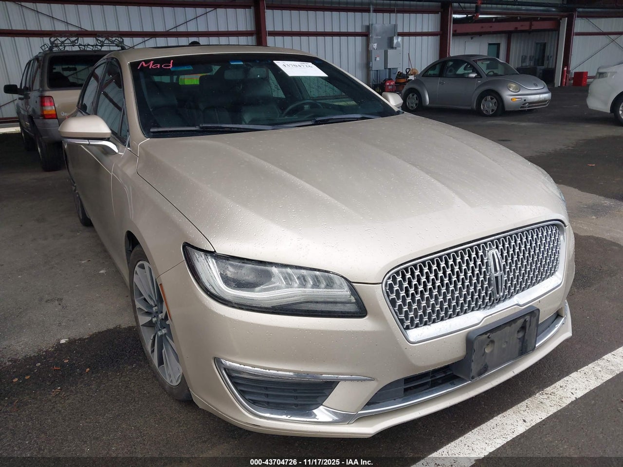 3LN6L5MU2HR****** · 2017 LINCOLN MKZ HYBRID RESERVE