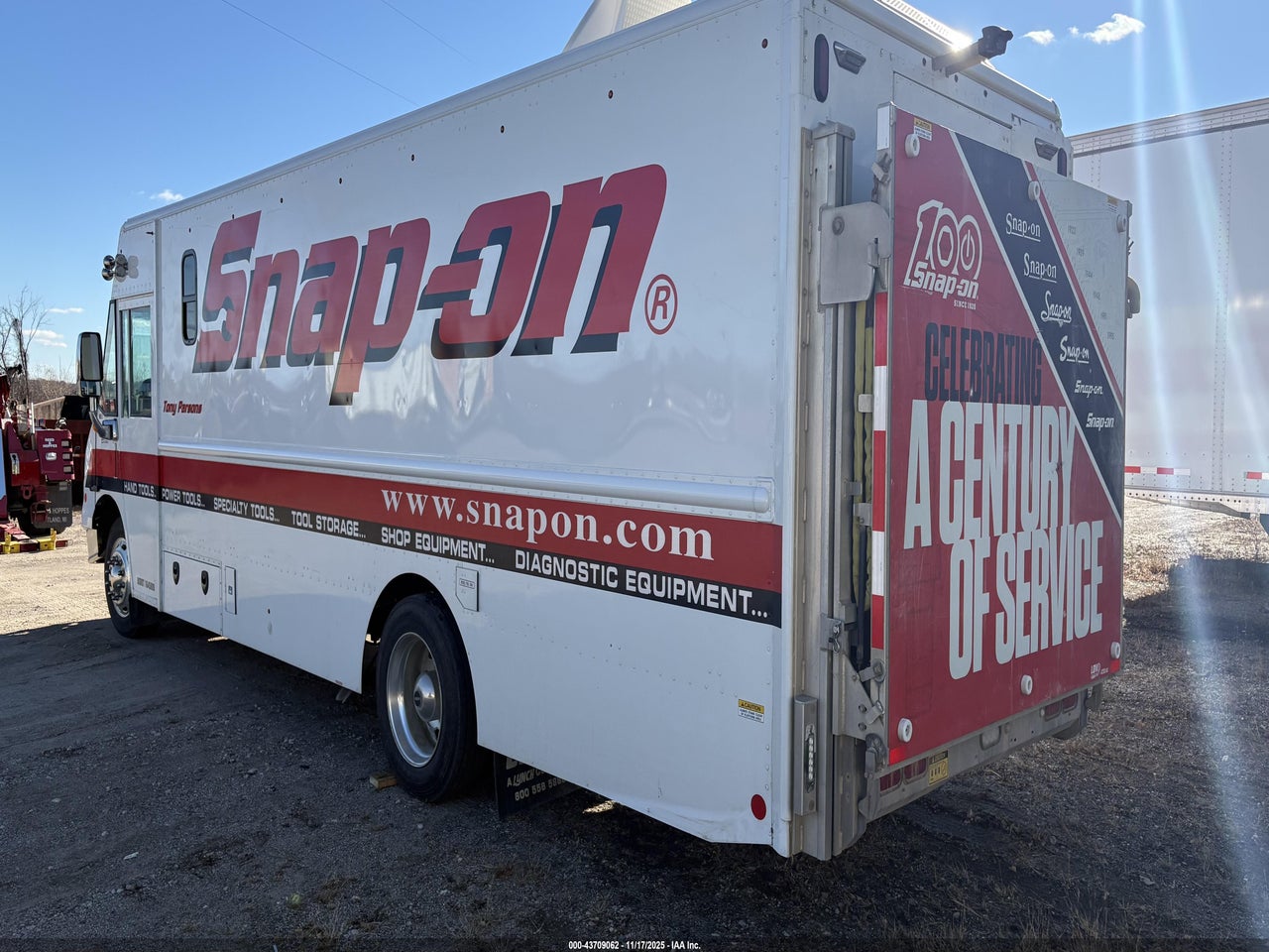 2020 FREIGHTLINER MT55 · 3/5