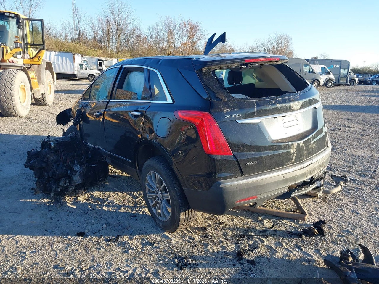 2017 CADILLAC XT5 LUXURY · 3/10