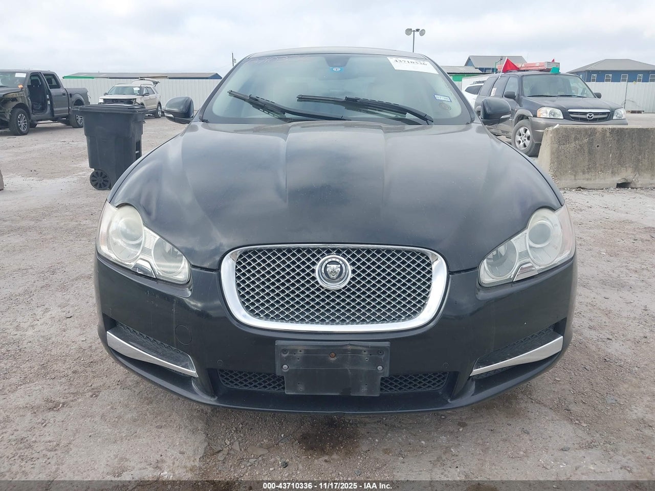 2011 JAGUAR XF PREMIUM · 6/11