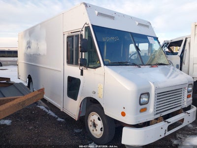 2014 FREIGHTLINER CHASSIS M LINE WALK-IN VAN