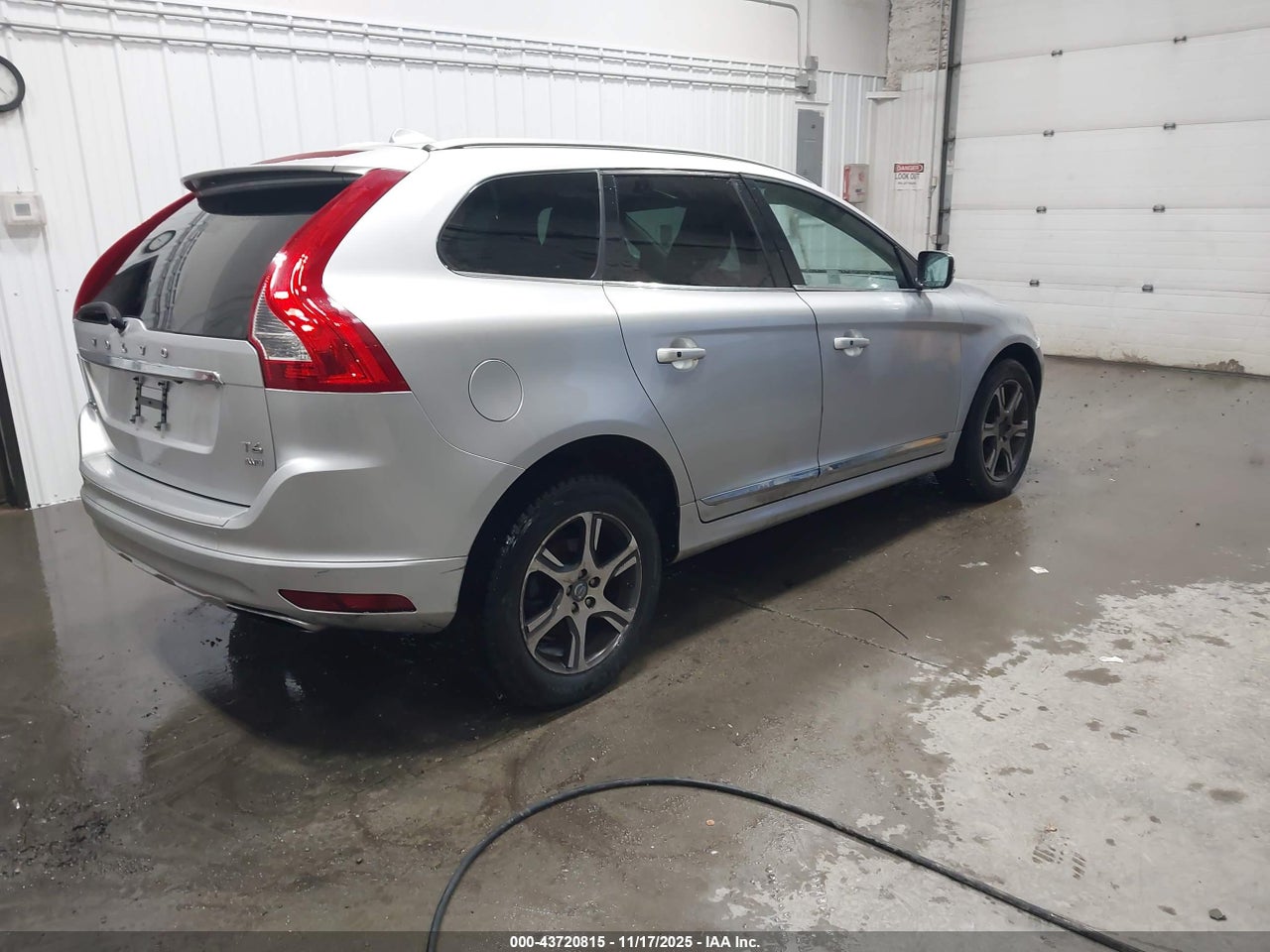 2014 VOLVO XC60 T6 PREMIER PLUS · 4/11