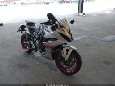 2024 SUZUKI GSX800 F