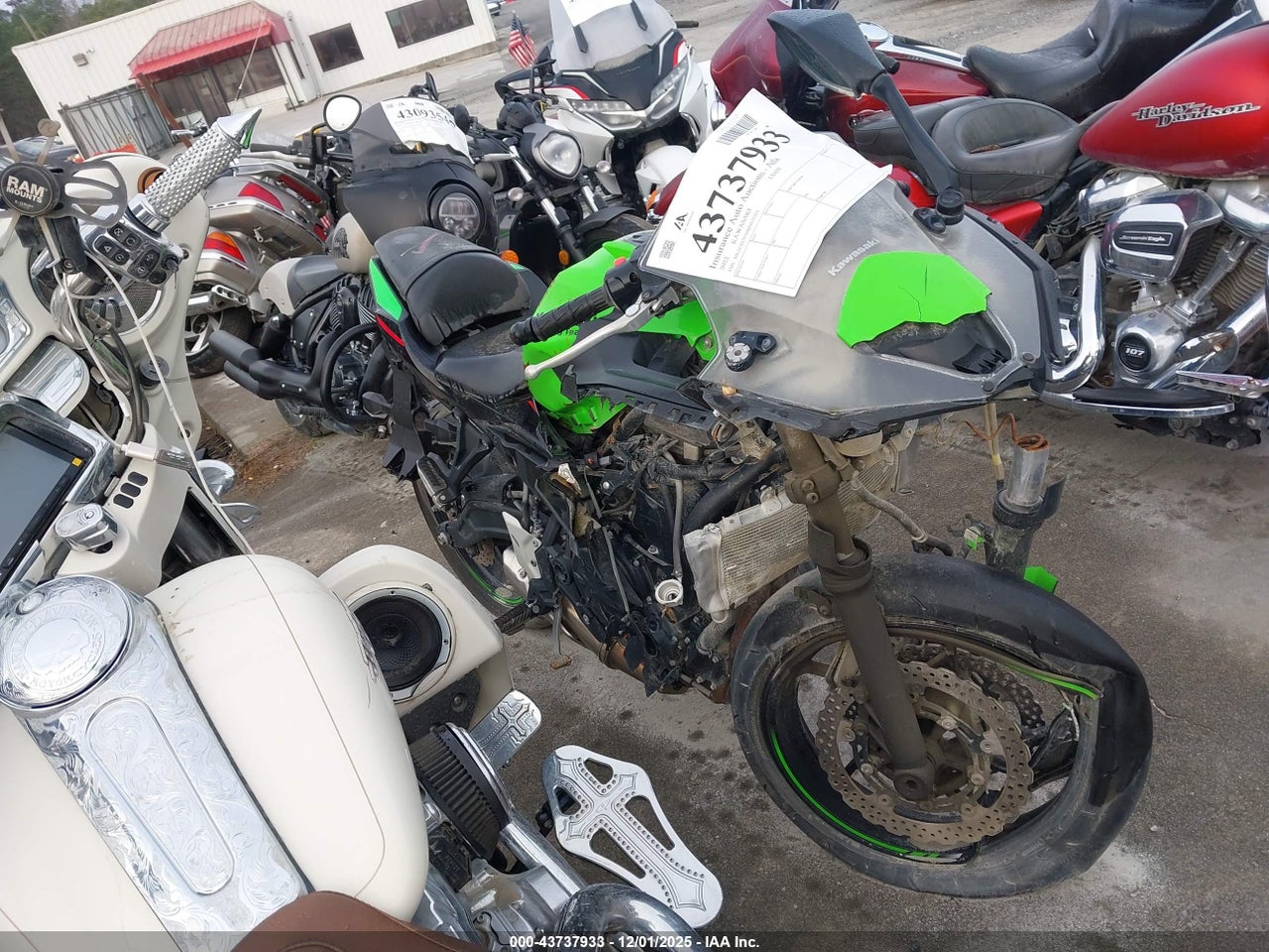 ML5EXEN16ND****** · 2022 KAWASAKI EX650 N